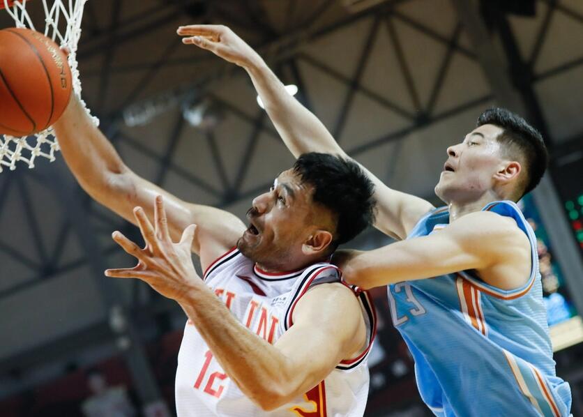 连胜势头难挡!和平精英豪取十连胜 连胜势头难挡!和平精英豪取十连胜