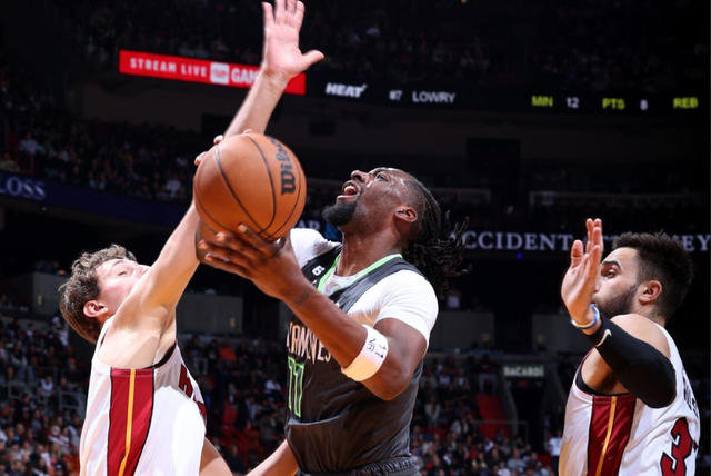 开云体育-北京队完胜天津队，戈贝尔高光表现