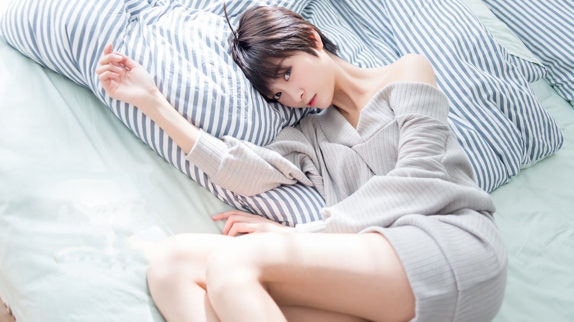 开云体育app-阳光刺破银黑军团，恩比德冠军级表现铸就太阳压制性胜利