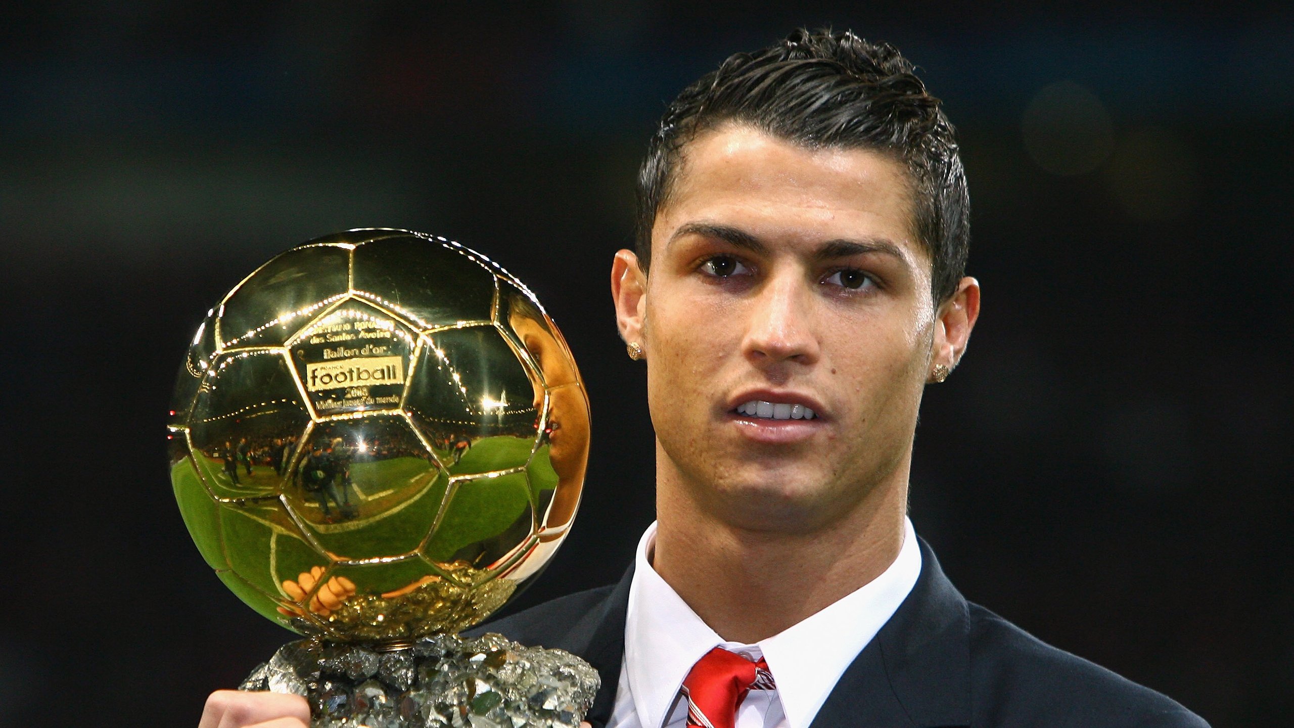 当非洲雄狮吞没日耳曼战车，喀麦隆逆袭与久保建英的巨星启示