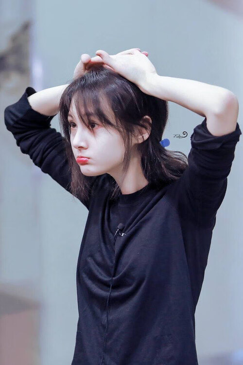 戈贝尔弑旧主?末节统治攻防,马刺加时逆转76人