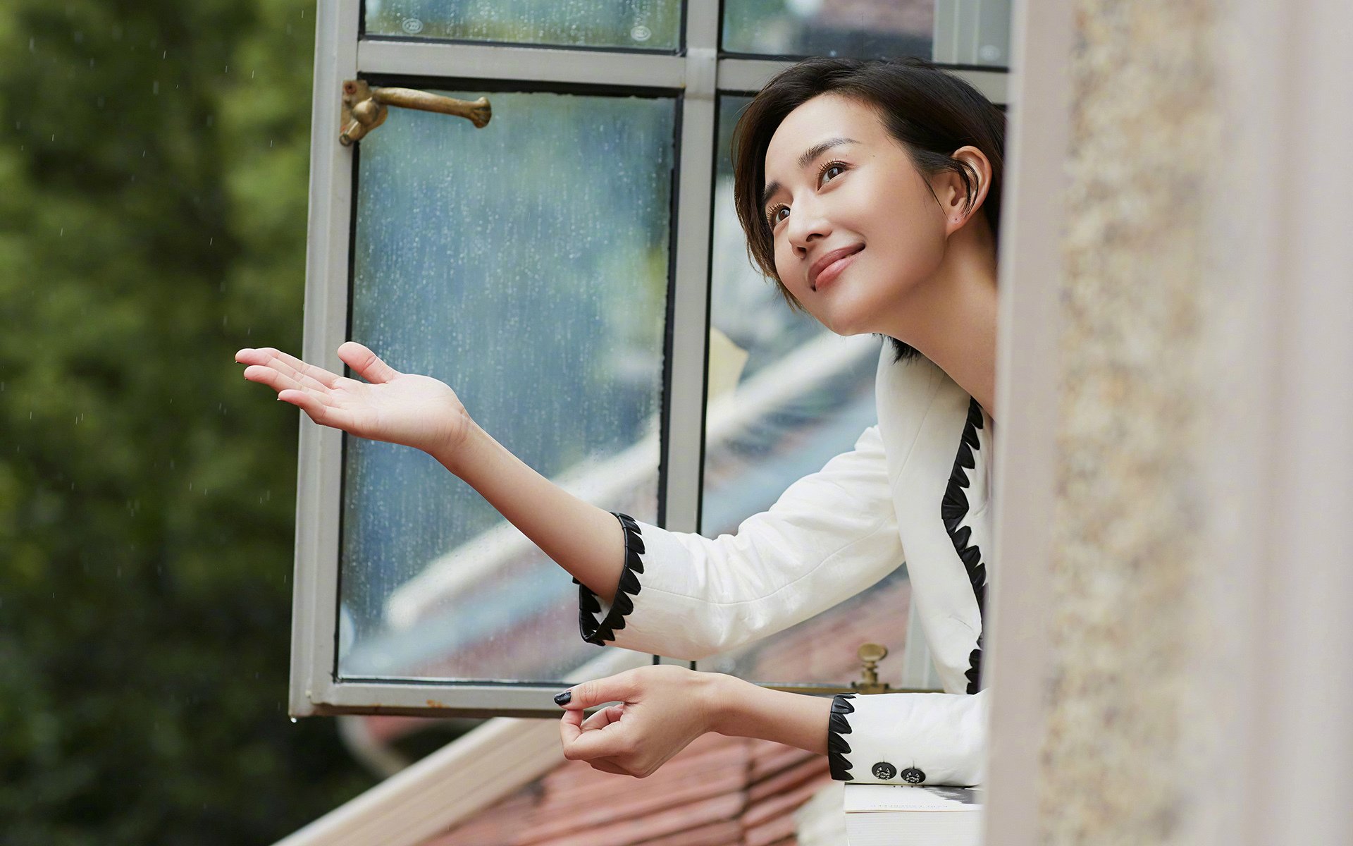 影子英雄的加冕礼，皮克在英超争冠夜的沉默统治