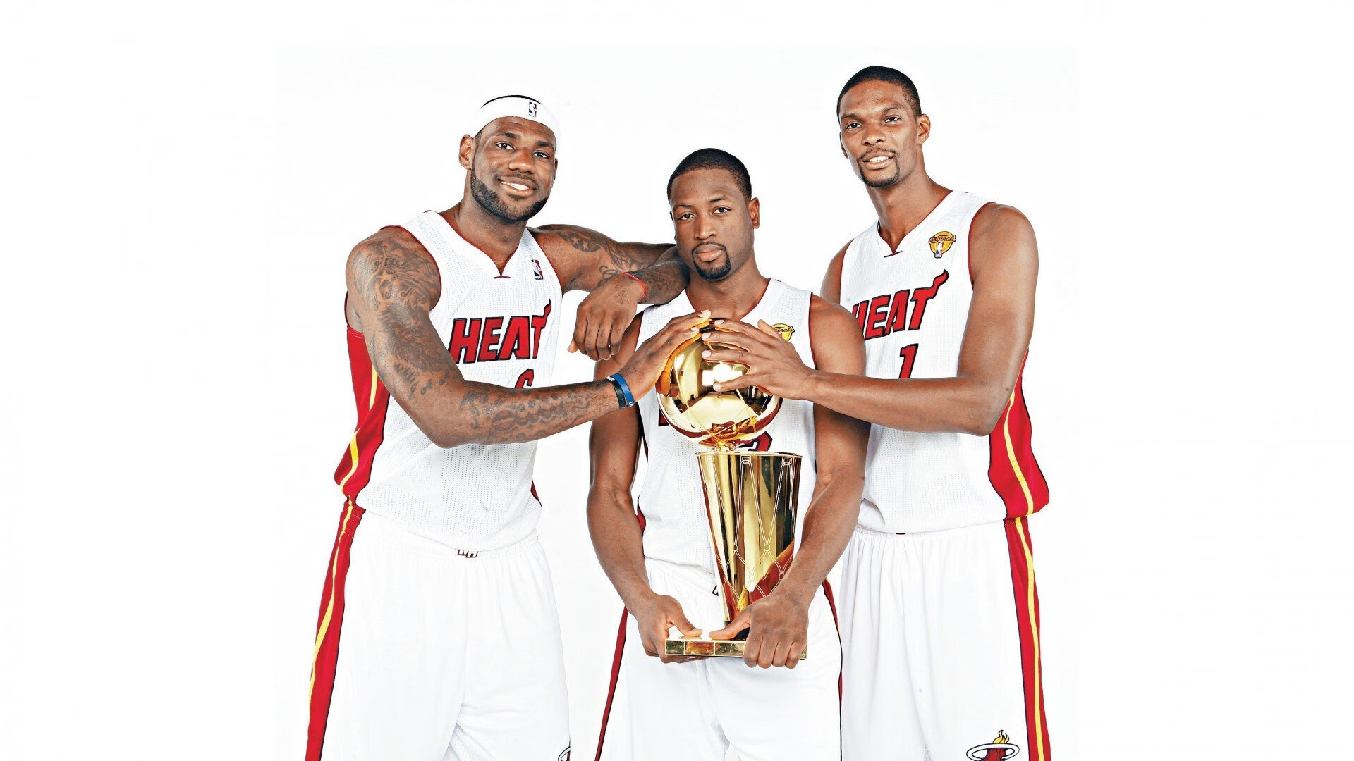 戈贝尔禁区内的沉默统治，当篮球巨塔改写英超争冠剧本